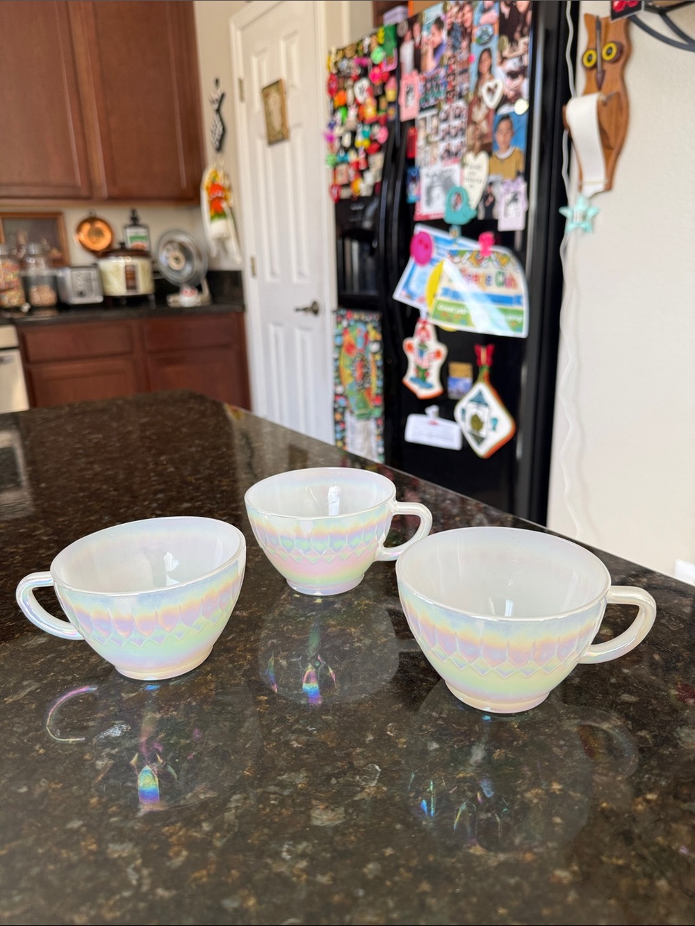 Iridescent White Federal glass Set - 3-Piece Elegant Cups